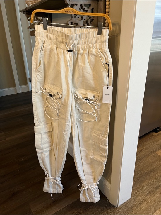Forever 21 Pants - Forever 21 Cream Cargo Drawstring Joggers